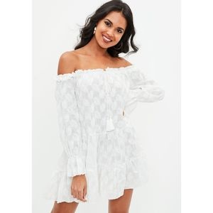 Missguided Bardot Leaf Crinkled Off Shoulder dress